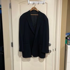Men’s sport jacket can either be dressed up or casual for any occasion